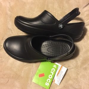 Crocs Shoes Size 7